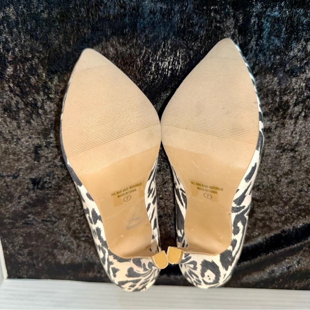 Vintage Black White Leopard Animal Print Women's‎ High Heels Dress Shoes Sz 7 - Picture 5 of 6